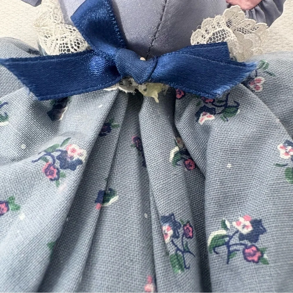 Vintage House of Lloyd Shelley Spool Mouse